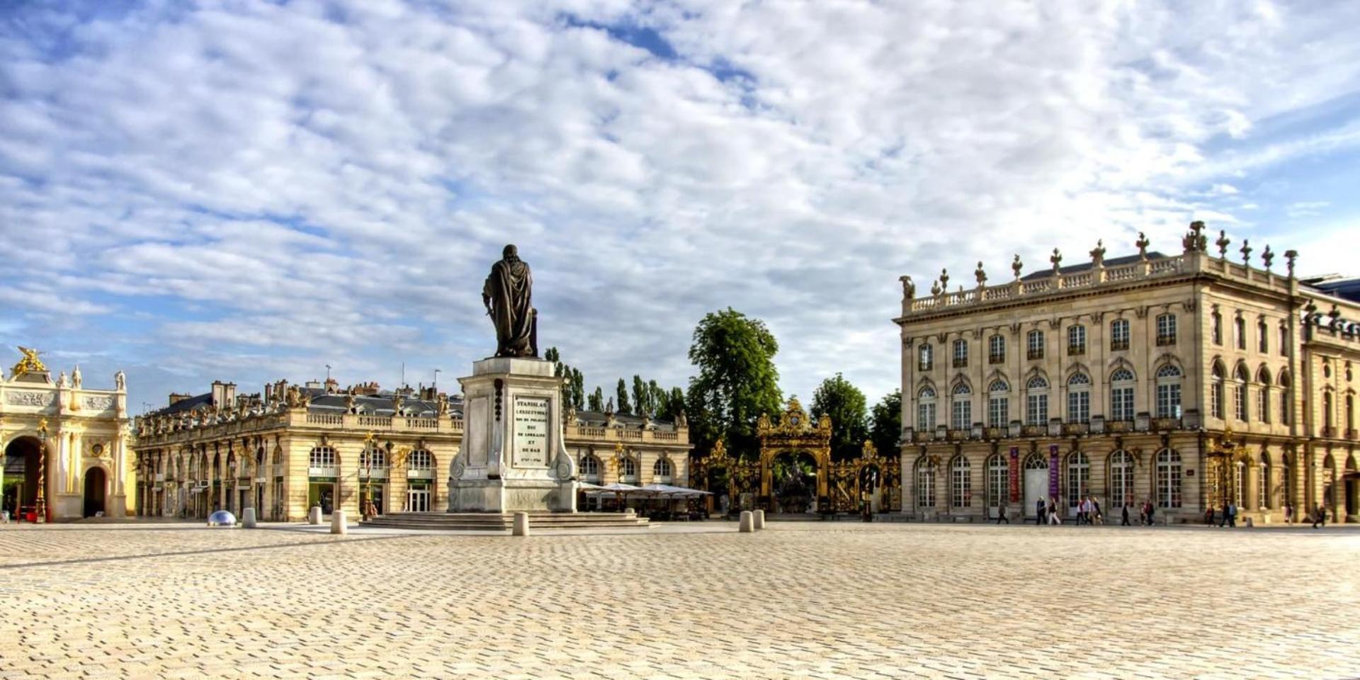Nancy Blue Stan Exterior foto